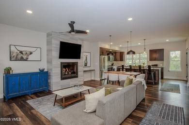 Experience the perfect blend of modern design, comfort, and - photo 2