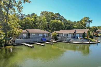 Beautiful 3-bedroom, 2-bath home overlooking Lake Hamilton with - photo 3