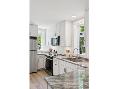 NEW PRICE FOR NEW CONSTRUCTION. Now offered at a reduced price - photo 9