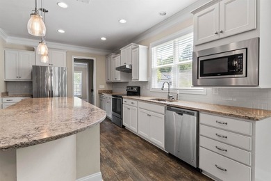 Introducing this inviting 2BR/2BA home located in the desirable - photo 10
