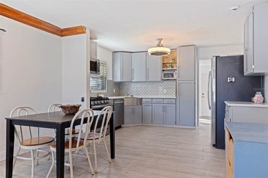 Amazing Gulfport Location - Flood Zone X! Discover this charming - photo 12