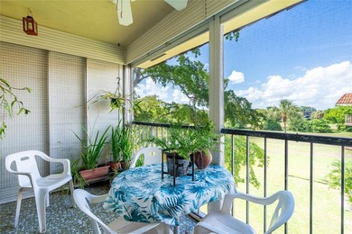 Welcome to these spacious 2bedrooms/2 bathrooms located on the - photo 12