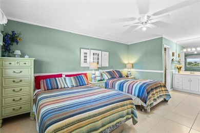 Welcome to these spacious 2bedrooms/2 bathrooms located on the - photo 15