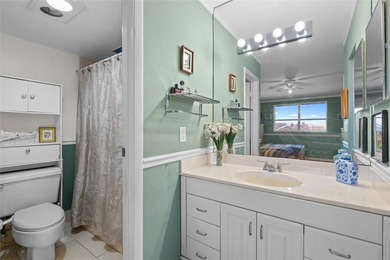 Welcome to these spacious 2bedrooms/2 bathrooms located on the - photo 17