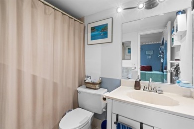 Welcome to these spacious 2bedrooms/2 bathrooms located on the - photo 22