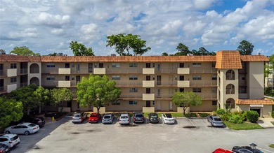 Welcome to these spacious 2bedrooms/2 bathrooms located on the - photo 34