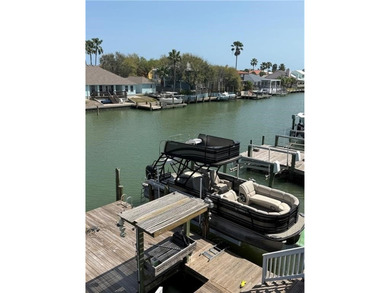 Waterfront canal home located on the shady side of Island - photo 35