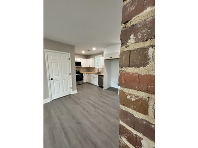 Welcome Home! This adorable home has been fully renovated and is - photo 7