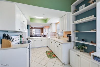 Price adjustment!!! Great complex. This bright and inviting - photo 4