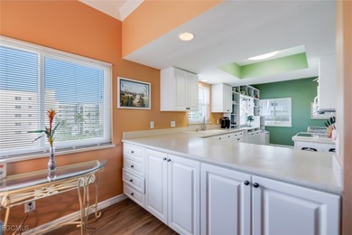 Price adjustment!!! Great complex. This bright and inviting - photo 7