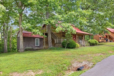 Charming Furnished Cabin Near Lake Cumberland! Escape to this - photo 2