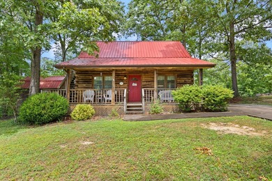 Charming Furnished Cabin Near Lake Cumberland! Escape to this - photo 4