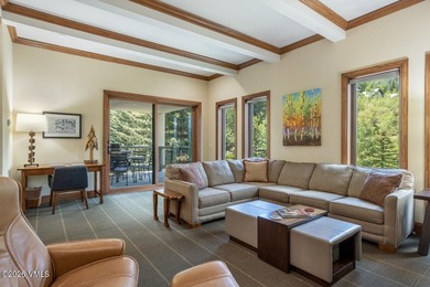 Rarely Available Penthouse at Creekside This penthouse offers - photo 1