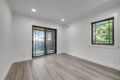 Welcome to this rare waterfront facing gem in Whitestone! This - photo 13