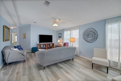 Welcome to this charming 2-bedroom, 2-bathroom home with a - photo 4