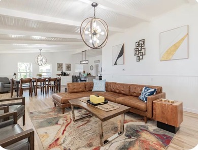 RARE LAKEFRONT INVESTMENT PORTFOLIO - PRIVATE COMPOUND - - photo 16