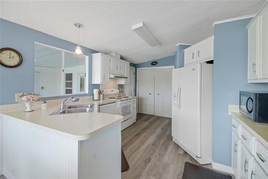 Welcome to this charming 2-bedroom, 2-bathroom home with a - photo 10