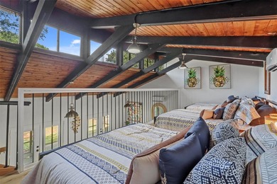 RARE LAKEFRONT INVESTMENT PORTFOLIO - PRIVATE COMPOUND - - photo 25