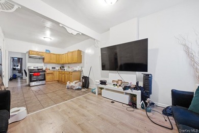 Brick 3-family home in the Grand Concourse featuring three - photo 26