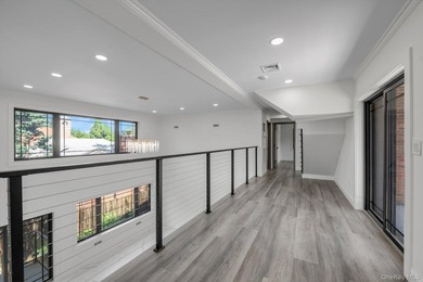 Welcome to this rare waterfront facing gem in Whitestone! This - photo 27