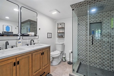 RARE LAKEFRONT INVESTMENT PORTFOLIO - PRIVATE COMPOUND - - photo 27