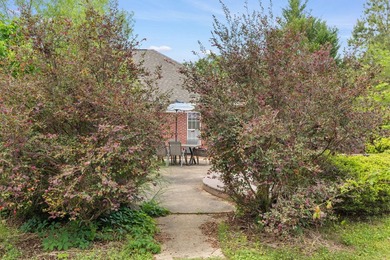 Conveniently located right off S. Montgomery Street in Grand - photo 32
