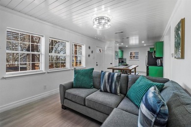 RARE LAKEFRONT INVESTMENT PORTFOLIO - PRIVATE COMPOUND - - photo 32