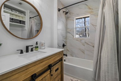 RARE LAKEFRONT INVESTMENT PORTFOLIO - PRIVATE COMPOUND - - photo 33