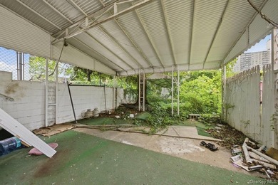 Brick 3-family home in the Grand Concourse featuring three - photo 35