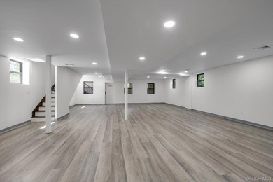 Welcome to this rare waterfront facing gem in Whitestone! This - photo 37