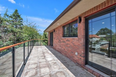 Welcome to this rare waterfront facing gem in Whitestone! This - photo 42