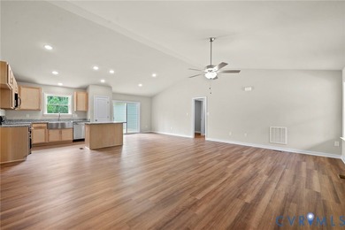 THE PLAN FOR THIS HOME HAS CHANGED TO A HARPER 3, GARAGE ADDED - photo 7