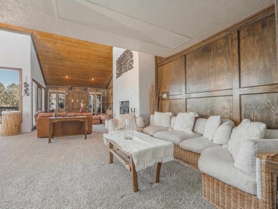 Embrace the ultimate mountain lifestyle in this exceptional home - photo 7