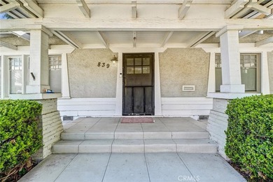 Welcome to this charming turn-of-the-century Craftsman Bungalow - photo 4