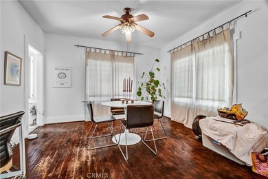Welcome to this charming turn-of-the-century Craftsman Bungalow - photo 10