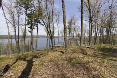 Lake Wallenpaupack Acreage Sale Pending in Paupack Pennsylvania