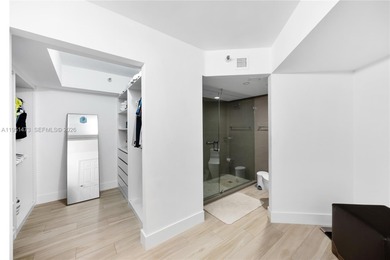 Excellent corner unit remodeled, featuring 2 split bedrooms and