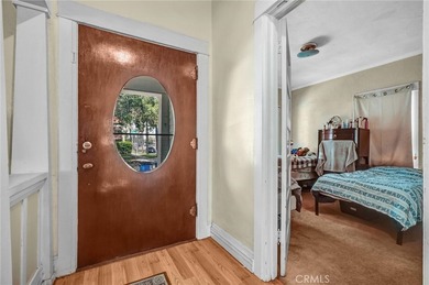 Welcome to the Gowdy House, a classic Craftsman triplex located - photo 10