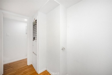Welcome to this fabulous, updated, custom home! Almost - photo 34