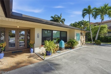 Welcome to Tiffany Court, this beautifully upgraded Gulf-access - photo 6