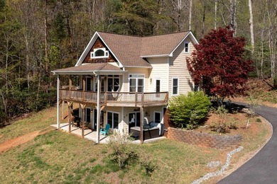 Lake Chatuge Home For Sale in Hayesville North Carolina