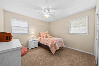 Must-See 3 Bedroom, 2 Bath Home is close to Interstate 26 - photo 9