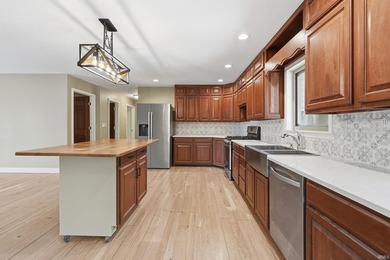 Welcome to 1080 North Shore Drive in Rome City on Sylvan Lake, a - photo 5
