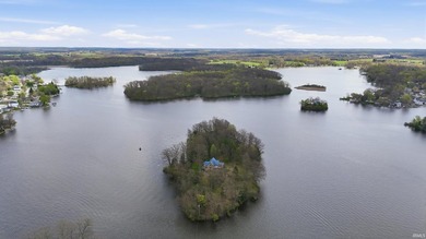 Welcome to 1080 North Shore Drive in Rome City on Sylvan Lake, a - photo 8