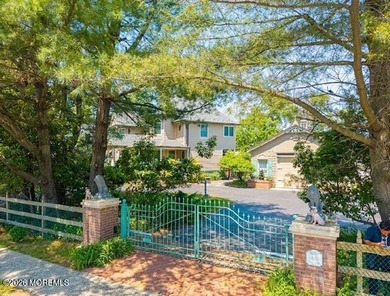 Paradise in Middletown! Once in a lifetime opportunity to own an - photo 3
