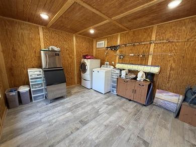 Private Country Estate in Conway on 5.15 Acres with an detached - photo 6