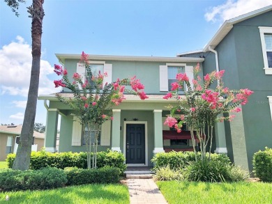 Lake Townhome/Townhouse For Sale in Winter Garden, Florida