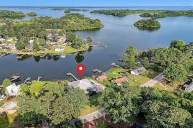 Lake Home For Sale in Summerton, South Carolina