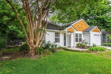Welcome to 1036 Oakcrest Drive, a beautifully maintained home - photo 4