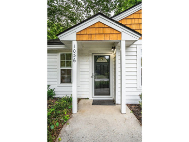 Welcome to 1036 Oakcrest Drive, a beautifully maintained home - photo 5